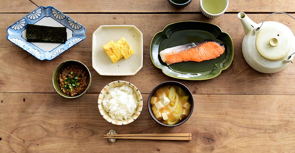 🍎Newsletter #6: Half Eaten Bento Boxes, Kobi Yamada Books, and Salty Salmon